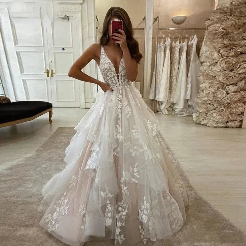 robe-de-mari-e-princesse-col-v
